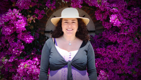 Contact Heidi today and get started on freeing your voice.